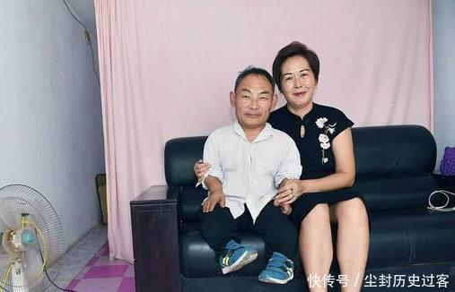 『小伙』谁说娶妻难?看山东1米个子小伙迎娶1.7娇妻,如今生活美满
