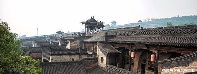 我国最大的私人民宅，比故宫大十万平方千米，现在已对游客开放！