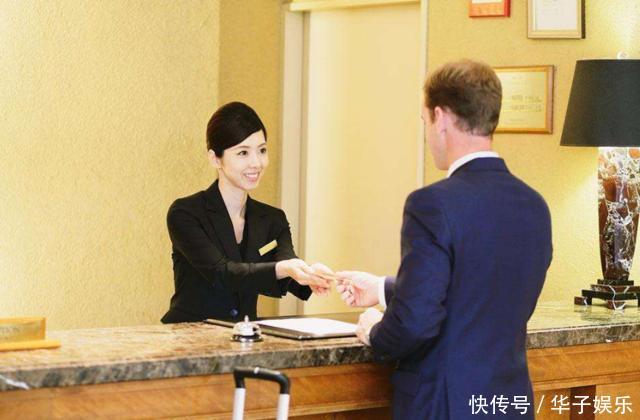 为什么有的宾馆一到凌晨，就说没房间了前台小妹无意中透露实情