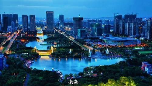  [小虎]我国80年代的4个县，2个升格为地级市，1城进入准万亿俱乐