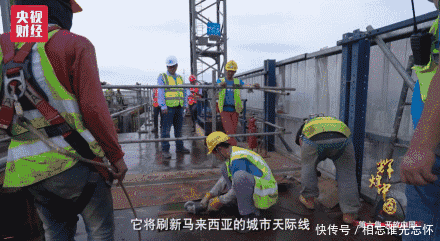 中国再造“世界建筑奇迹”花8年，砸6亿元，这“深坑酒店”终于露