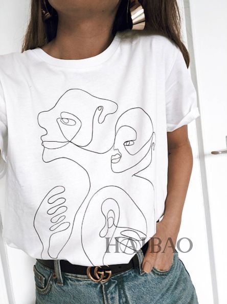 有趣的灵魂千篇一律,时髦的五官万里挑一