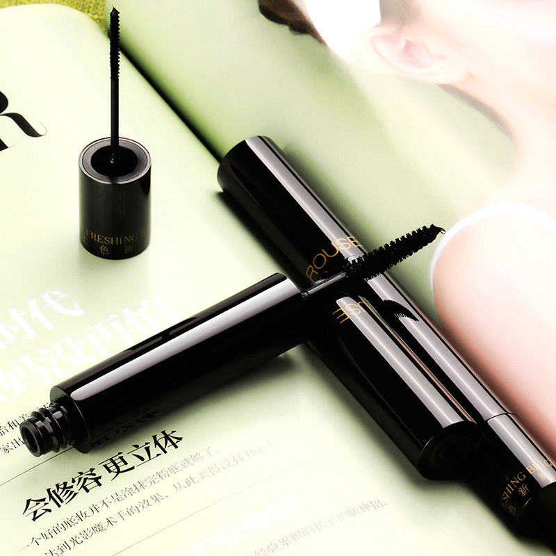 高级化妆师偷偷告诉你，掌握这三点化妆秘诀，一分钟化出漂亮妆容