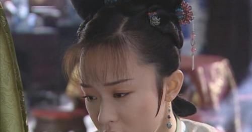 【凄婉】同是董鄂妃哭:霍思燕凄婉,舒畅绝美,看到杨超越,替她着急