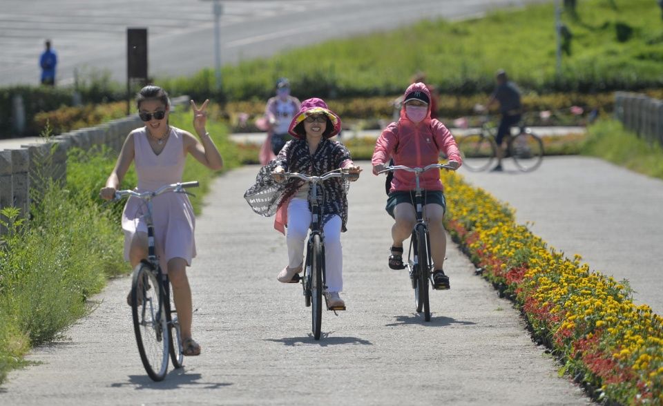 沈阳“怪坡”水往高处流，汽车熄火自动上坡，专家无法解释！