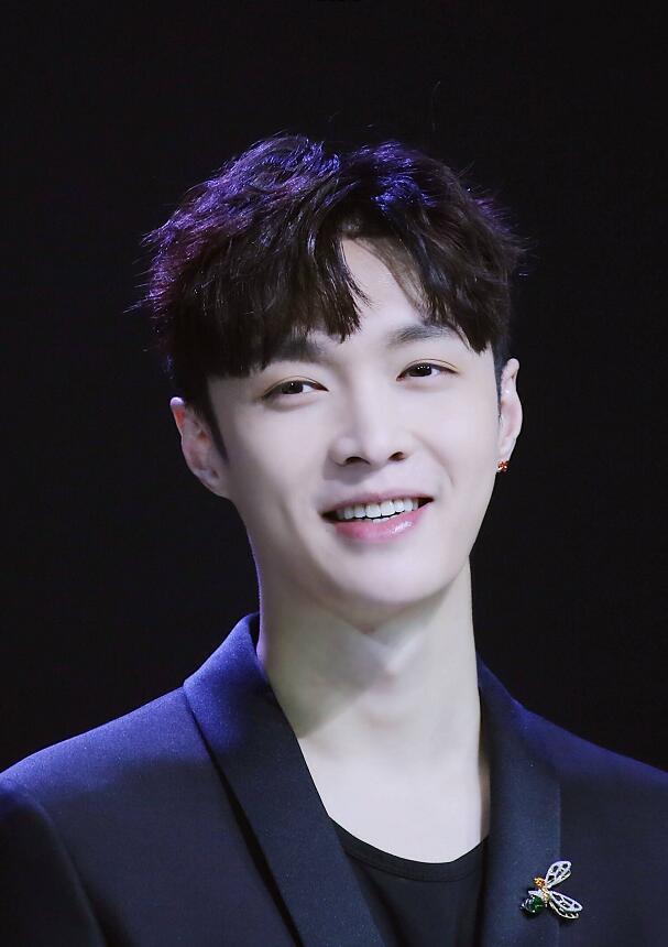 除了尖嘴动物,张艺兴对待其他小动物的态度粉丝都吃醋了!