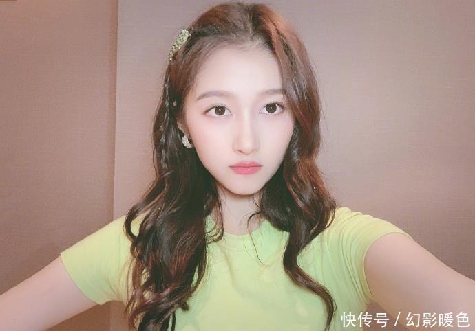 关晓彤身材有多撩?当她穿上无痕衣那刻,网友: