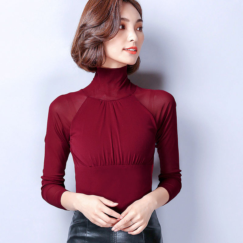 刚入秋,媳妇丢掉昂贵的真丝,买了这小衫,迷人显嫩瘦翻了