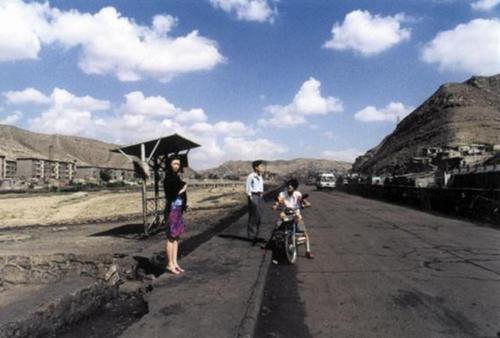 《江湖儿女》举行点映，它和贾樟柯的过往作品一样，又不太一样