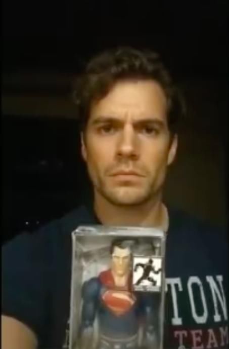 乌龙还是炒作?美媒称亨利辞演超人是假，超人还未立项