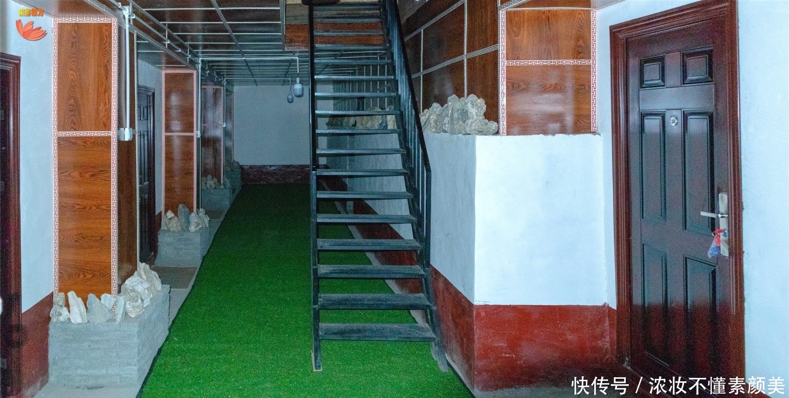 成都亚丁十日行之夜宿香格里拉民宿，藏式风格还便宜，值得一试