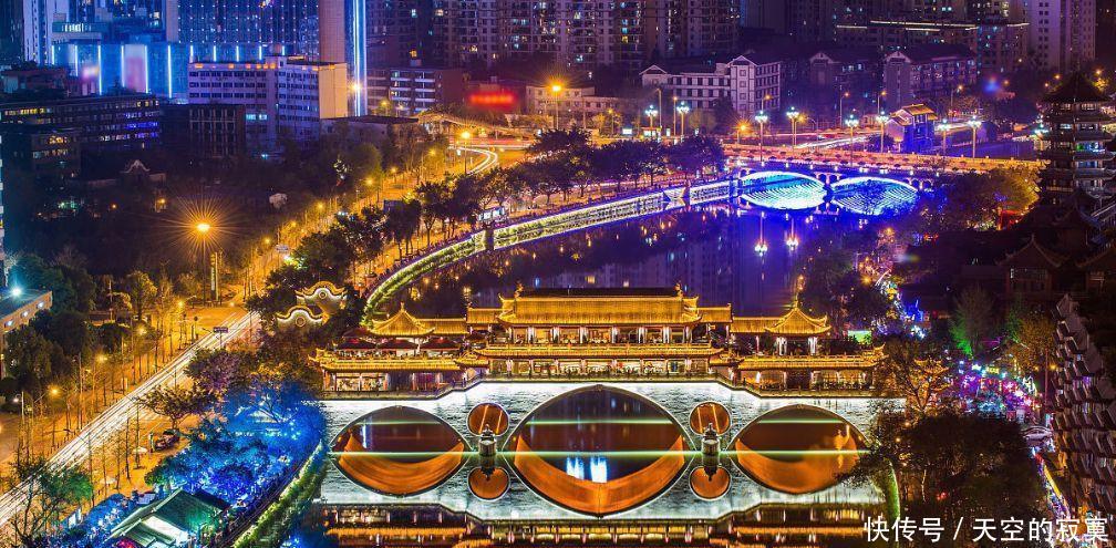  「第一名」中国新一线城市第一名, 不断合并周边县市