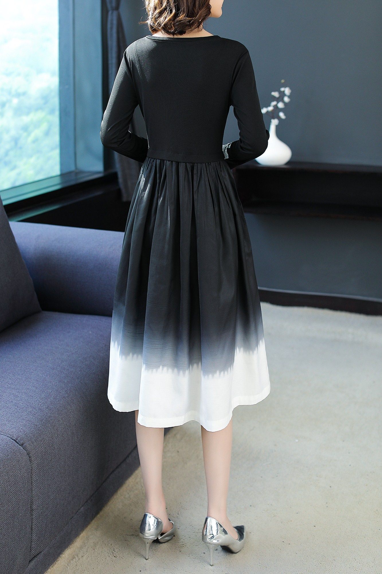 号称“裙中之贵”的棉麻连衣裙，既有民族味又时尚味，文艺不挑人