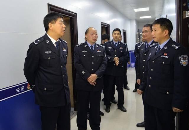  薪资：不要总惦记着“编制”岗位，这5大岗位不输公务员，还好考