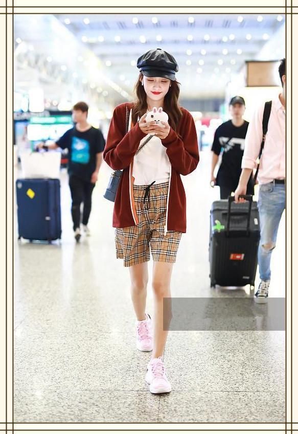 看了孙怡的短裤，再看看李沁，才知道已婚和单身的差距有多大！