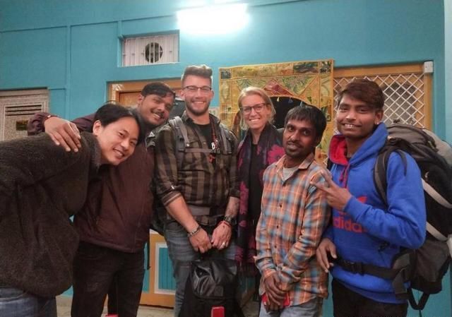 中国姑娘远嫁印度定居恒河畔，借钱开客栈当上老板娘