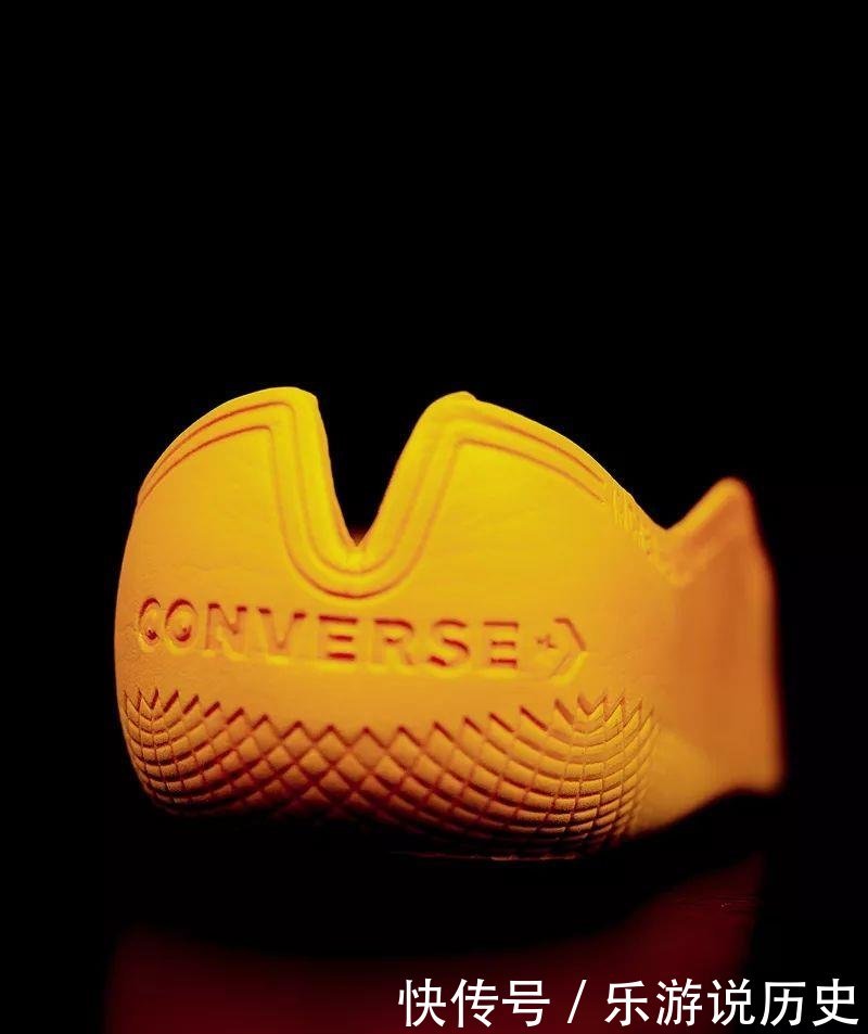  「升级」这双Converse实战篮球鞋搭载了Nike缓震，有哪些创新升级