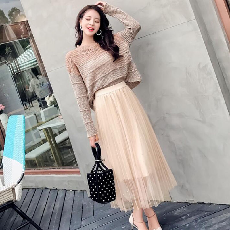 难怪老婆把去年衣服全扔了，今年流行晚晚风套装，洋气减龄美爆