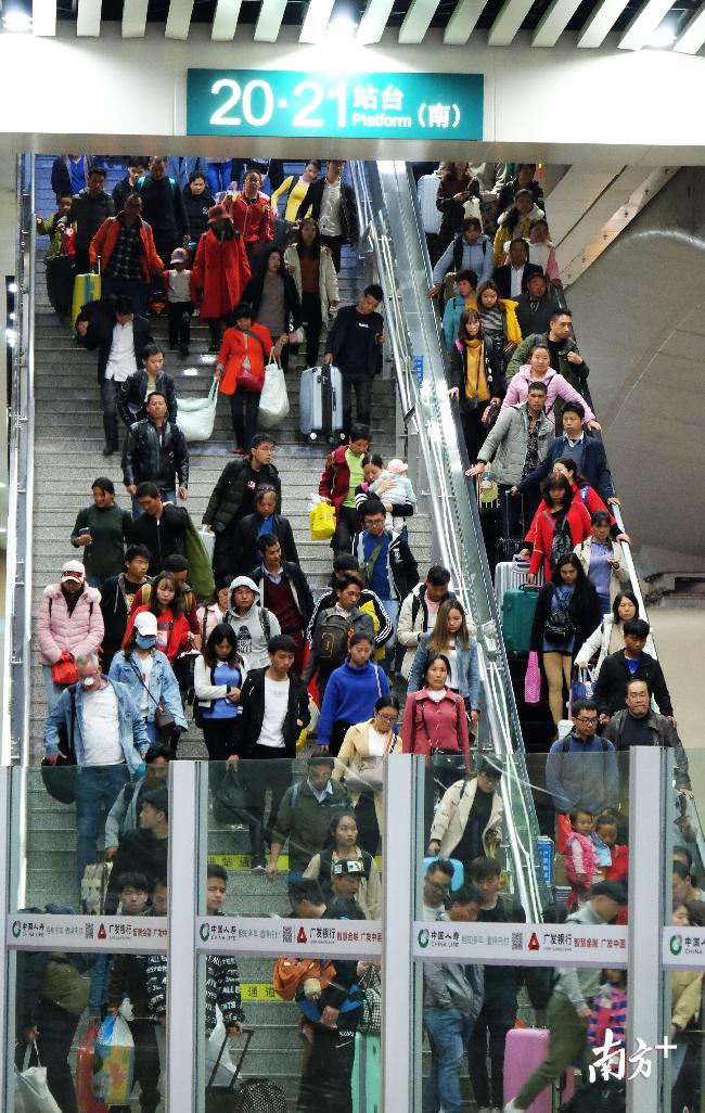 春运返程高峰到来