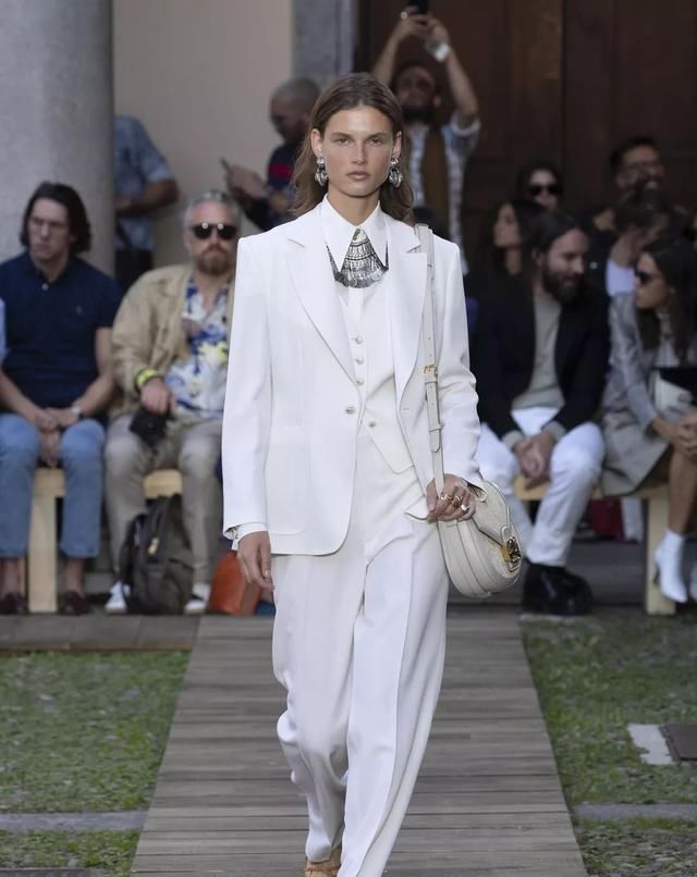 「ETRO」ETRO艾绰女装2020春夏时装系列:何为Punchline?