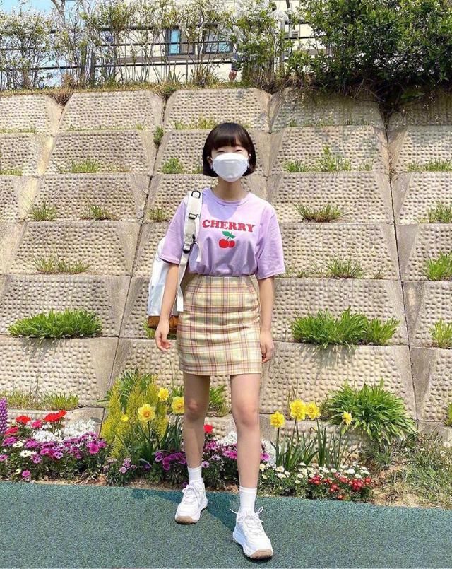  「白色」小矮个可别说没衣服穿，糖果撞色穿搭分享给你，看着就很高级