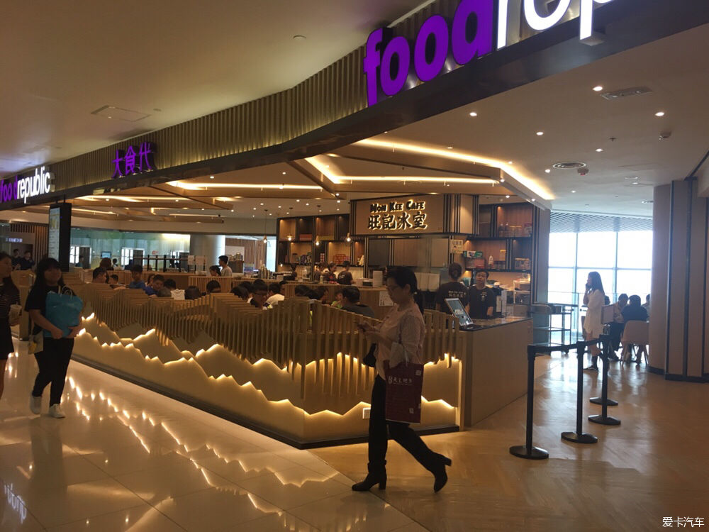 一个香港普通家庭的一天