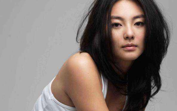 性感女神张雨绮别有一番韵味 最后一张霸气十足