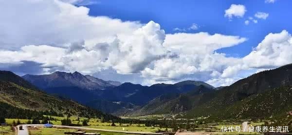 小夫妻42天自驾14000公里, 穿越13个省, 环游半个中国