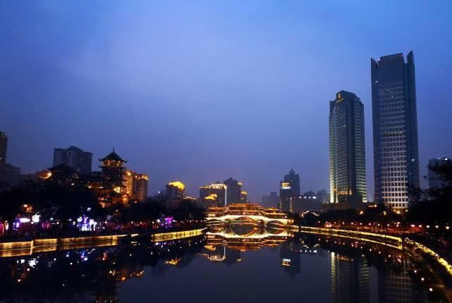  中国西部地区■中国西部地区，正在发展的城市，一个是成都