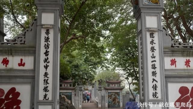 越南古建筑上的文字,越南当地人都不懂,中国小学生却一看就明白