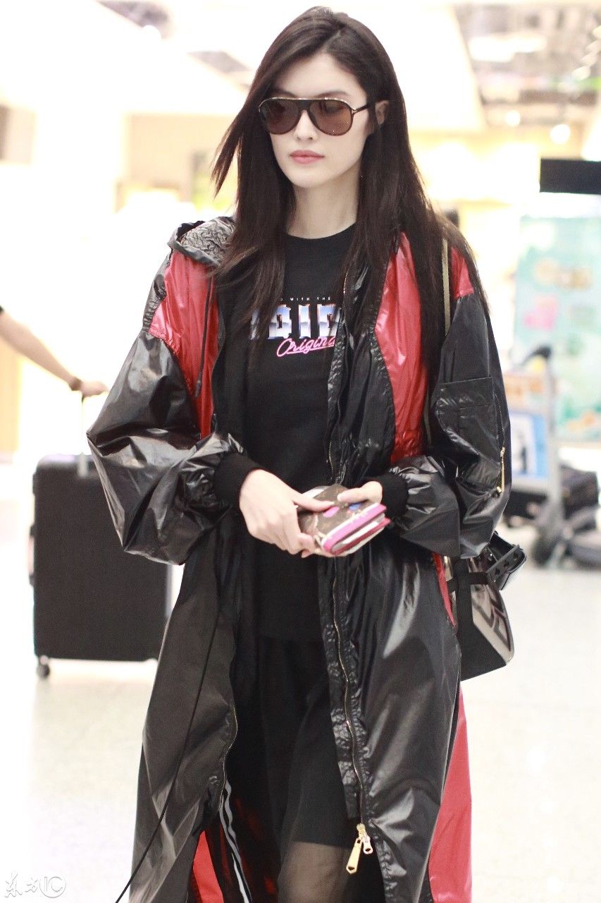 备受欧美时尚圈欢迎的中国超模--何穗