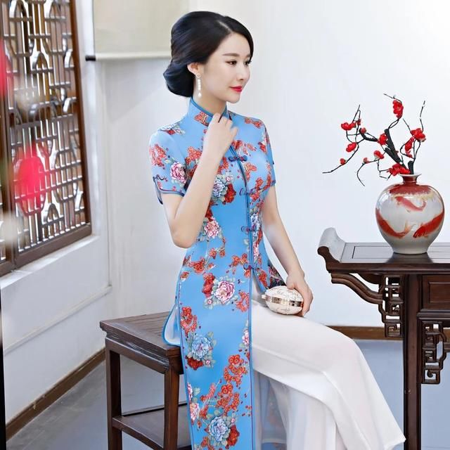 民族风两件套旗袍，妥妥气质，范儿十足！