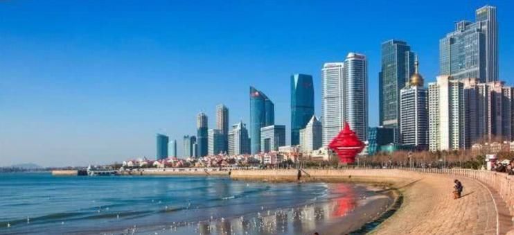 我国“最美”的4个海滨城市,青岛、大连上榜,另外两座实至名归