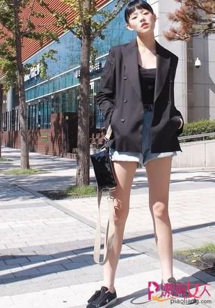  看起来：【尚】首尔街拍 跟韩国潮流女生找入冬穿搭灵感