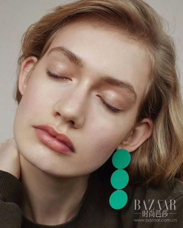 谁的小眼睛还没看过来，我的XXXL号耳环吸引不了你么?