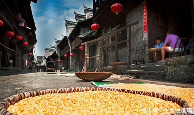  「经济」湖南一座千年古镇，因交通闭塞经济落后，有座机场在建