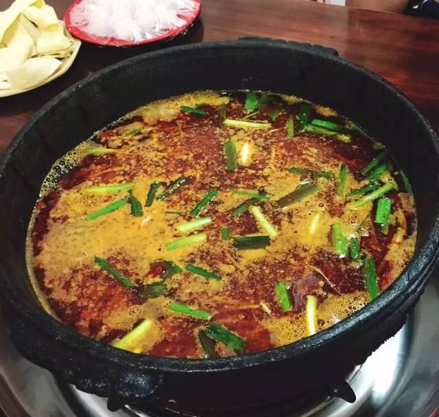 成都开往贵州的高铁图