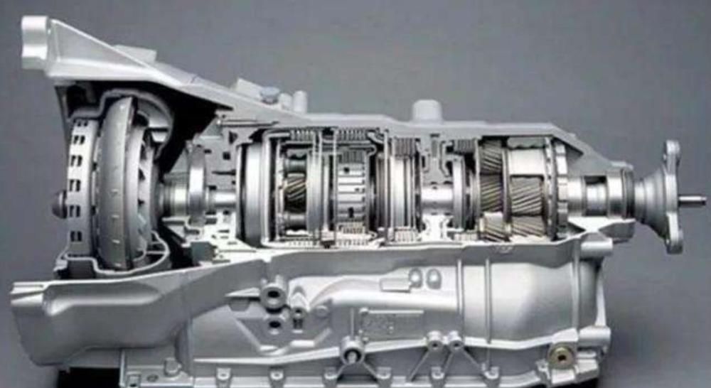  变速箱■CVT“档次低”，那7速双离合和6AT变速箱选谁好？老司机给出建议
