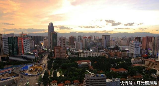  「媲美」中国最牛的二线城市, 机场媲美“北上广”