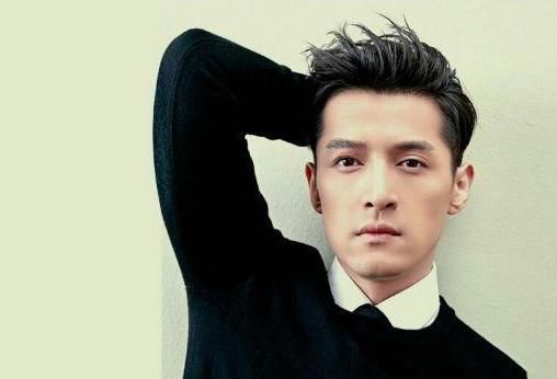 人缘好的胡歌被坑,胡歌经纪人所做之事令人发指,被发文开除!