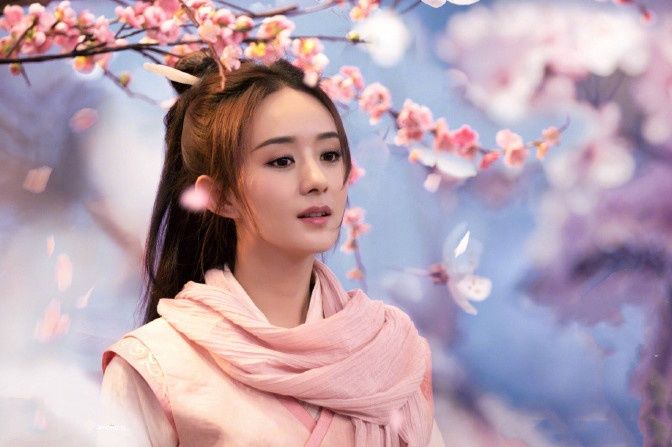 赵丽颖近期绯闻缠身，工作室发了一条消息，评论区炸开锅了