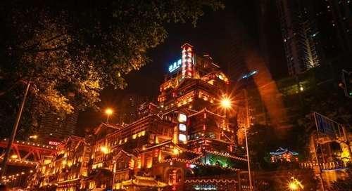 查看中国4个直辖市的行政区划，发现一个很巧的共同点