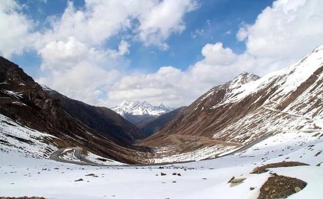 十年前进西藏的路是什么样子，知道吗？旅游自驾先进来看照片