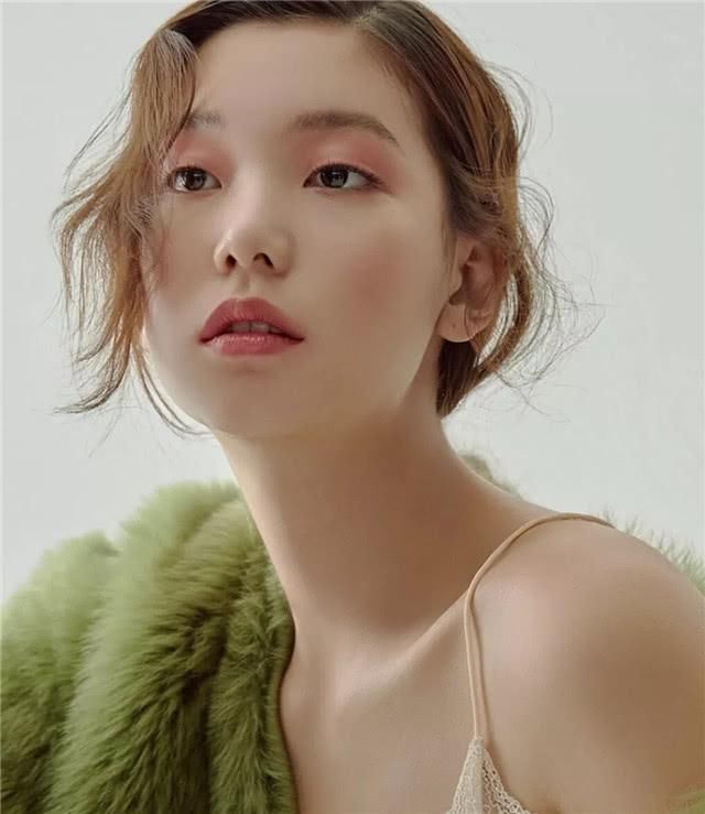  『女生』脸上有这3个特征的女生，属于难得的“高级脸”，中1个颜值都不低