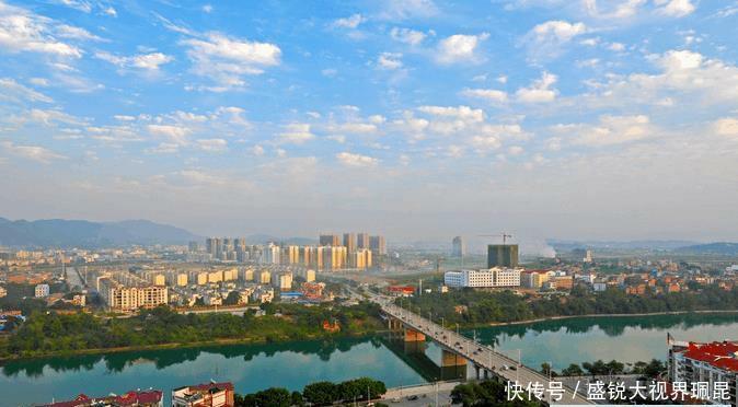 广西面积最大的地级市, 坐拥高铁和机场, 现为四线城市