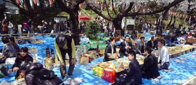 驴友刚回国!为你揭秘真实的日本,直言跟网上有点不一样!