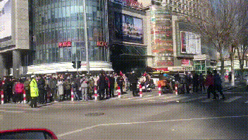 #辽宁人#笑着笑着就哭了!蓝天彩虹、笑颜敬礼!辽宁人今天都在“追星”!