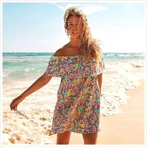 夏天就要拉仇恨 露肩装的诱惑谁都可以有！