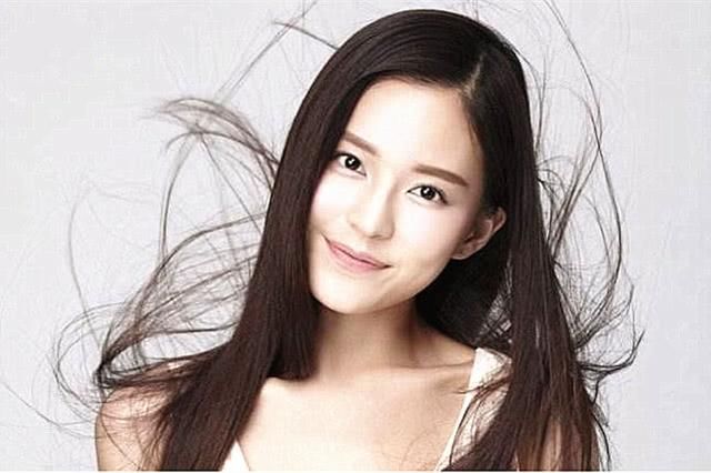 四川降水量最多城市，一年300多天都在下雨，当地女孩肤白貌美