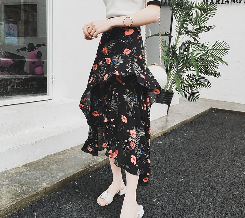 难怪媳妇把套装都扔垃圾桶，原来是显S型的优雅裙，太显身材了